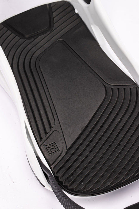 Nitro Talent Snowboard Bindings Unisex Large Fits Mens (US 11-14) White New 2027
