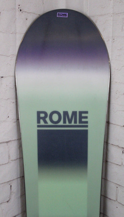 Rome SDS Women's Ravine Snowboard Size 150 cm Directional Demo