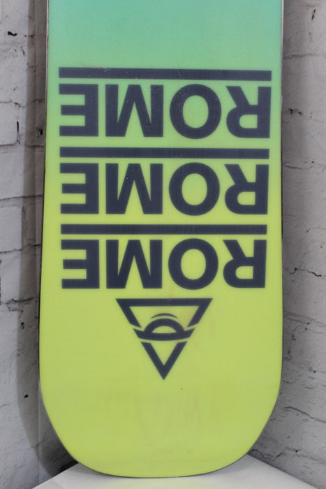 Rome Artifact Wide Men's Snowboard Size 155 cm True Twin Camber Park 2025 Demo