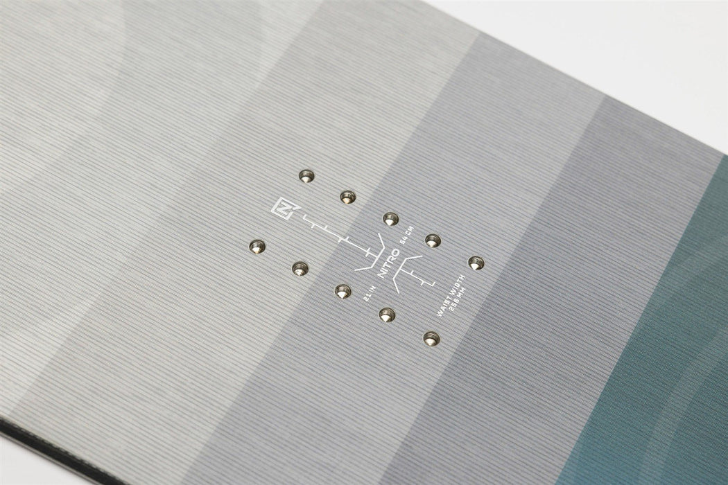 Nitro Cinema Men's Snowboard 159 cm Directional Twin Gullwing New 2026