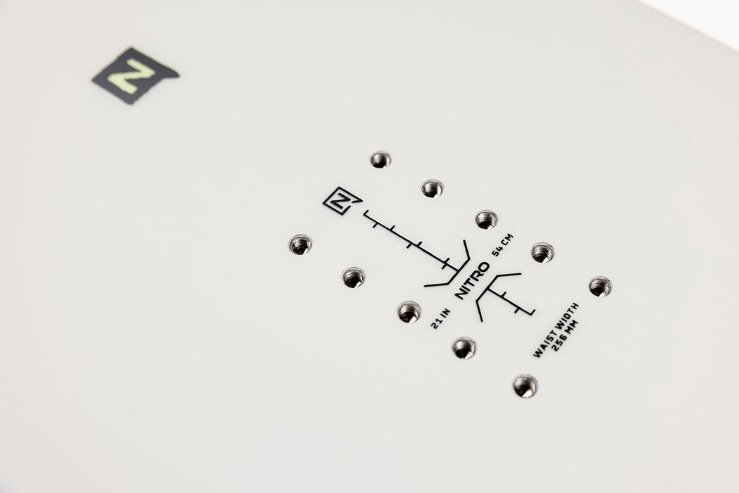 Nitro Alternator Men's All Mountain Wide Snowboard 162 cm New 2026