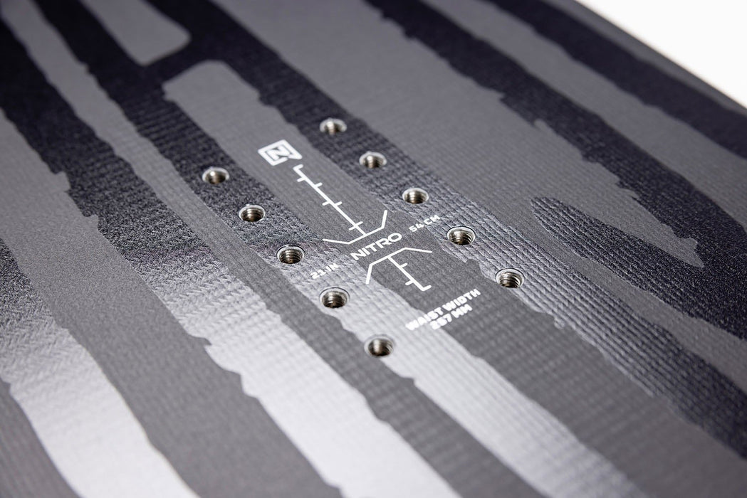 Nitro Phase Men's Snowboard 155 cm All Mountain Directional New 2026