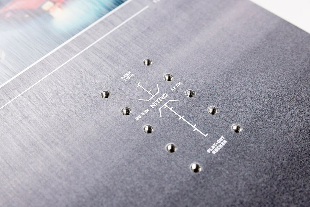 Nitro Cheap Thrills Men's Snowboard 155 cm Park Twin New 2026