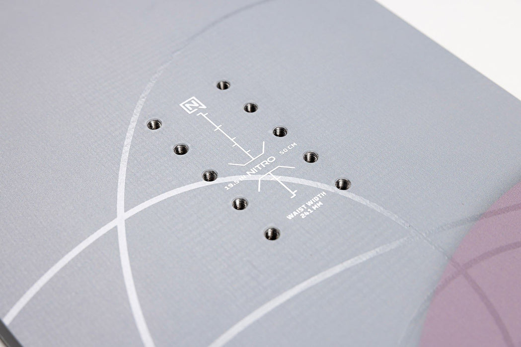 Nitro Nova Women's Snowboard 148 cm All Mountain Directional New 2026