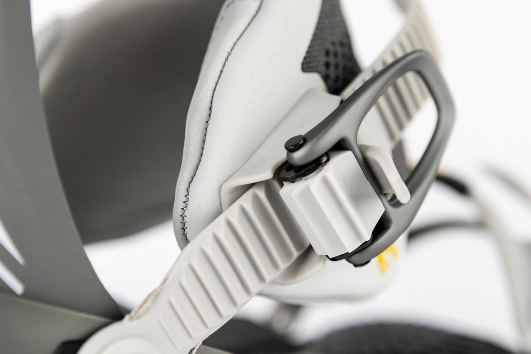 Nitro Phantom+ Snowboard Bindings Men's Medium (US 7-10.5) Tech Grey New 2026