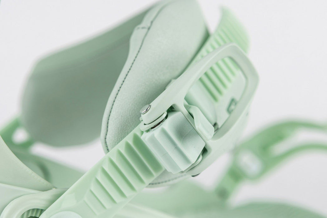 Nitro Cosmic Snowboard Bindings Women's Small / Medium (US 5.5-10.5) Mint 2026