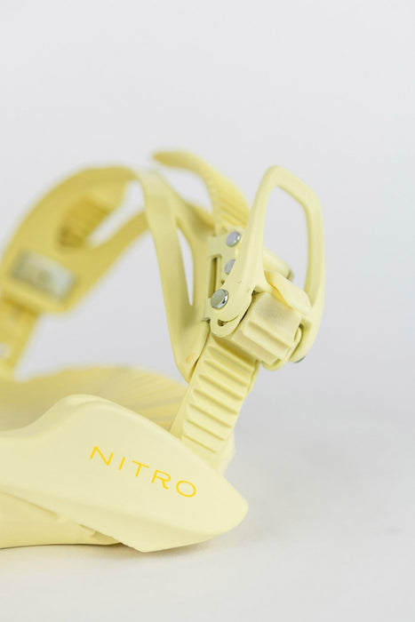 Nitro Cosmic Snowboard Bindings Women's Small / Medium (US 5.5-10.5) Light Lemon