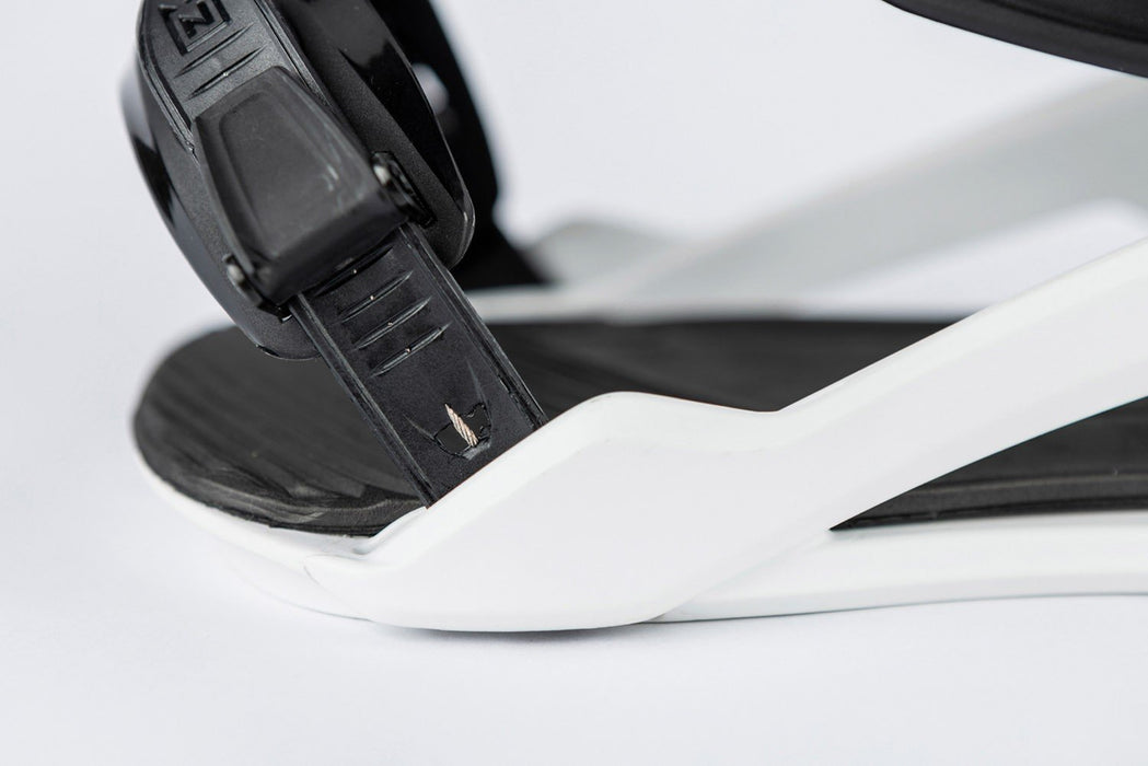 Nitro Talent Snowboard Bindings Unisex Large Fits Mens (US 11-14) White New 2026