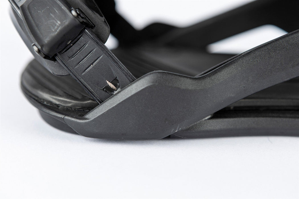 Nitro Charger Mini Youth Snowboard Bindings Small (US Kids 3 - 6.5) Black New