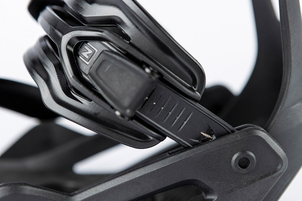 Nitro Charger Micro Youth Snowboard Bindings XS Black Kids US 12-2.5 New