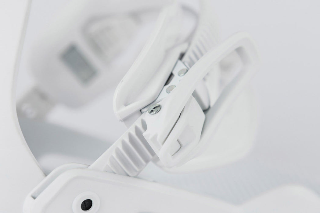 Nitro Charger Micro Youth Snowboard Bindings XS White Kids US 12-2.5 New