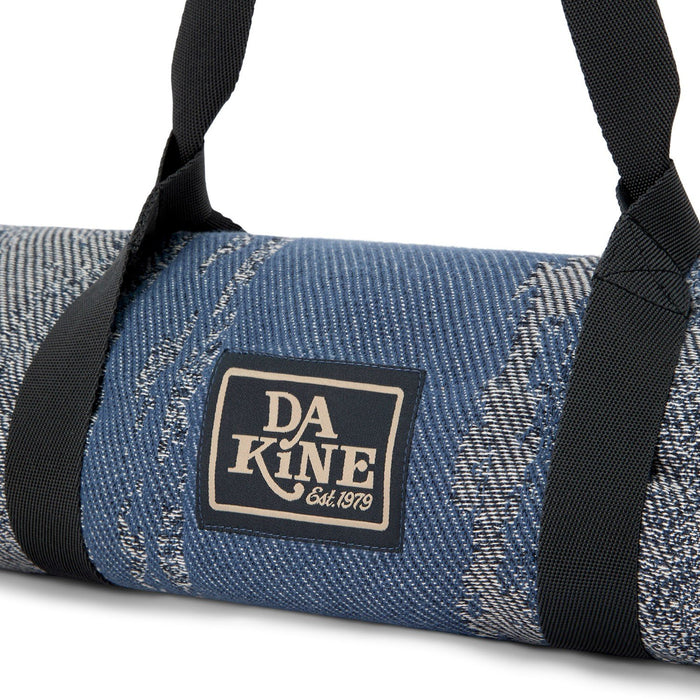 Dakine Oversized Lightweight Cotton Jacquard Beach Blanket Towel Vintage Indigo