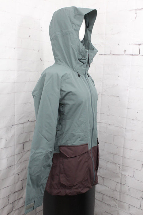 Dakine Pure 2L GORE-TEX Snowboard Jacket, Women's Medium, Balsam / Amethyst New