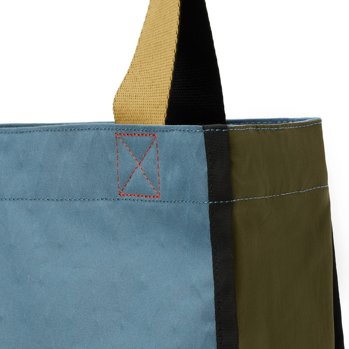 Dakine Renovation Tote 23L Reversible Shoulder Bag Everglades New