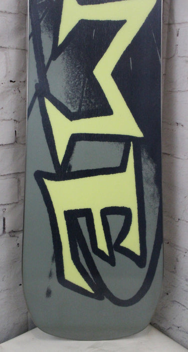 Rome Artifact Men's Snowboard 156 cm True Twin Camber Park 2027 Demo