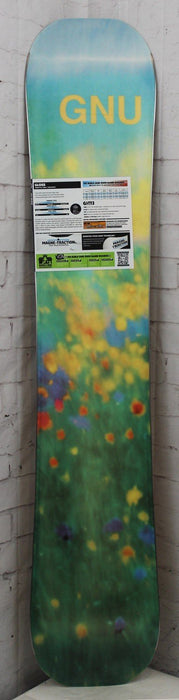 GNU Gloss Women's C2e Snowboard Size 144 cm True Twin New 2026