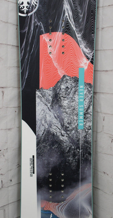Never Summer Women's Proto Synthesis Snowboard 142 cm All Mountain Twin New 2025
