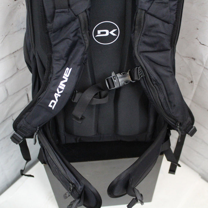 Dakine Women's Poacher 30L Snowboard and Ski Backcountry Backpack Black New