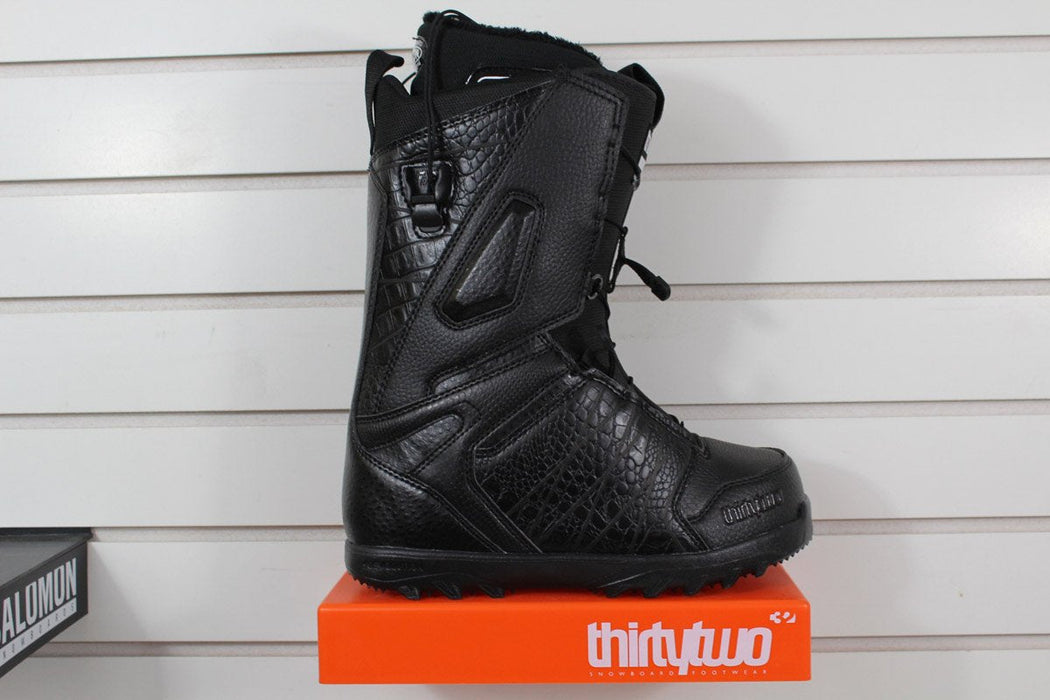 ThirtyTwo Womens Lashed FT Snowboard Boots 6.5 Black NOS 2015