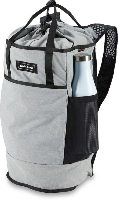 Dakine Lightweight Nylon and Polyester Packable Backpack 22L Greyscale New