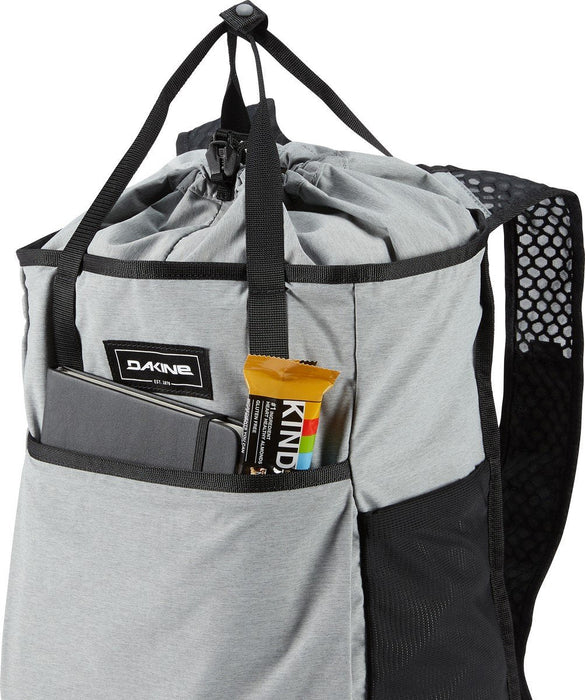 Dakine Lightweight Nylon and Polyester Packable Backpack 22L Greyscale New