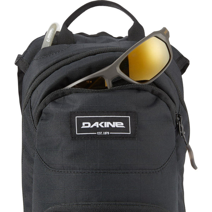 Dakine Session 8L Bike Men's Backpack with 2L Hydration Reservoir Black New